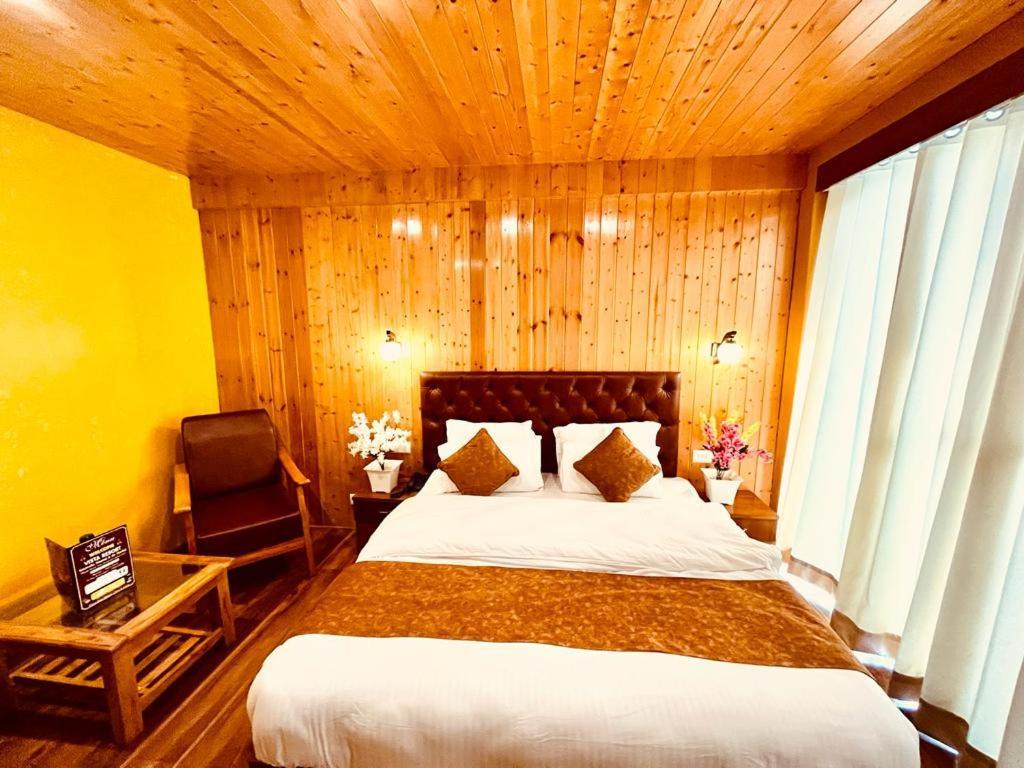 Tata Vista Resort Mall Road Manali - Centrally Heated & Air Cooled מראה חיצוני תמונה