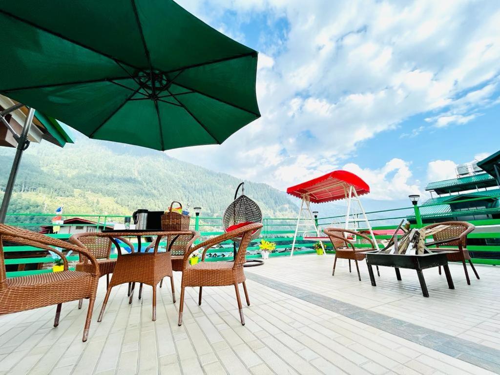 Tata Vista Resort Mall Road Manali - Centrally Heated & Air Cooled מראה חיצוני תמונה