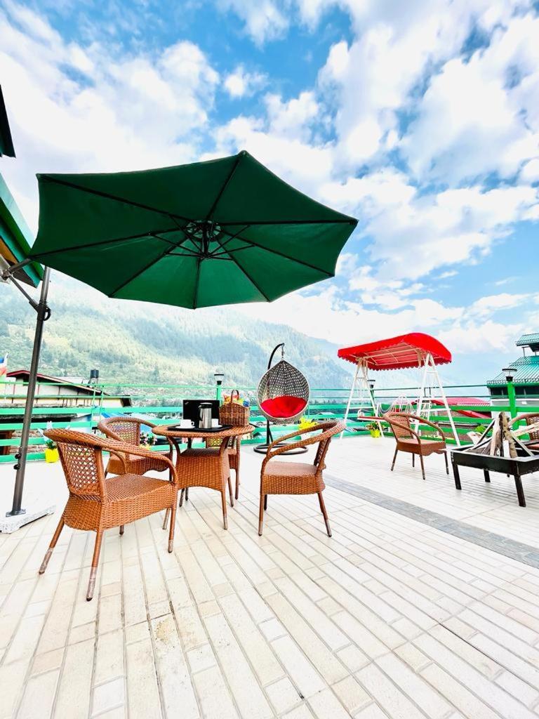 Tata Vista Resort Mall Road Manali - Centrally Heated & Air Cooled מראה חיצוני תמונה